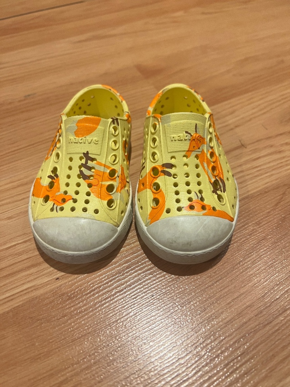 Toddler Native Shoes size c4